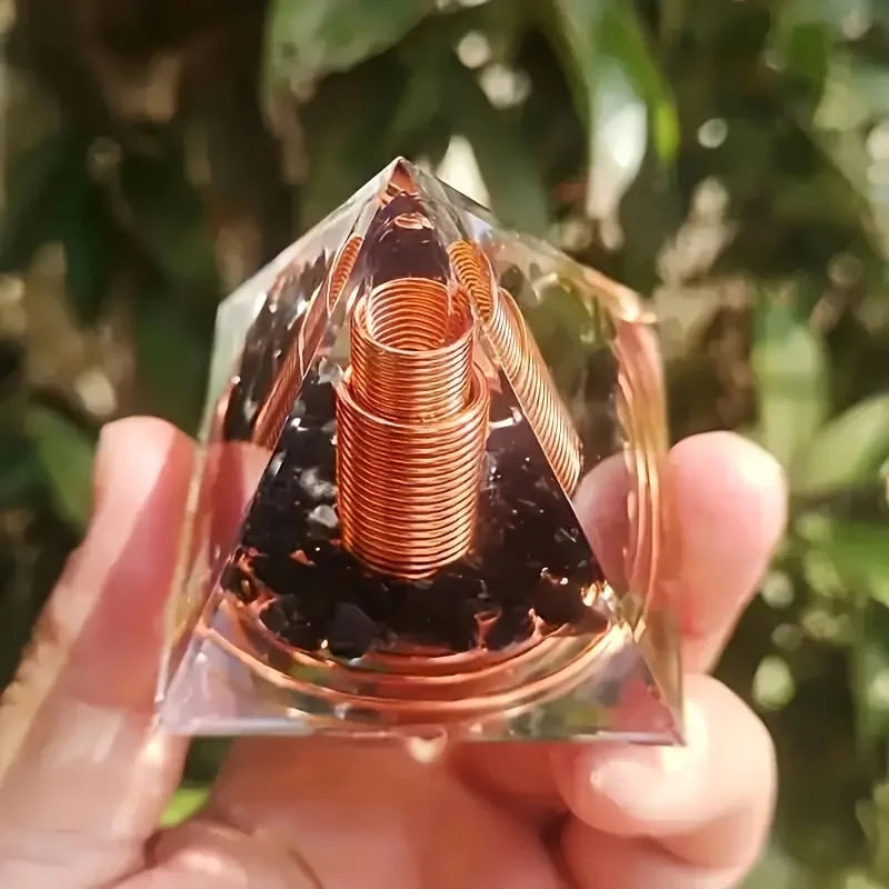 Harmony Crystal Pyramid – Orgonite Décor & Energy Balance
(SEO: “Crystal Pyramid”, “Orgonite”, “Energy Balance”, “Home Décor”)